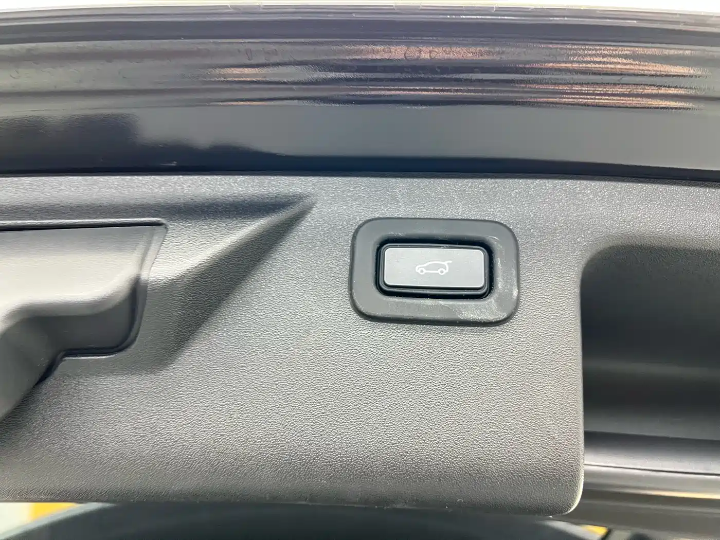 Land Rover Discovery Sport 2022 Model 249PS R-Dynamic S Performance Edition 5-Seater фото 30