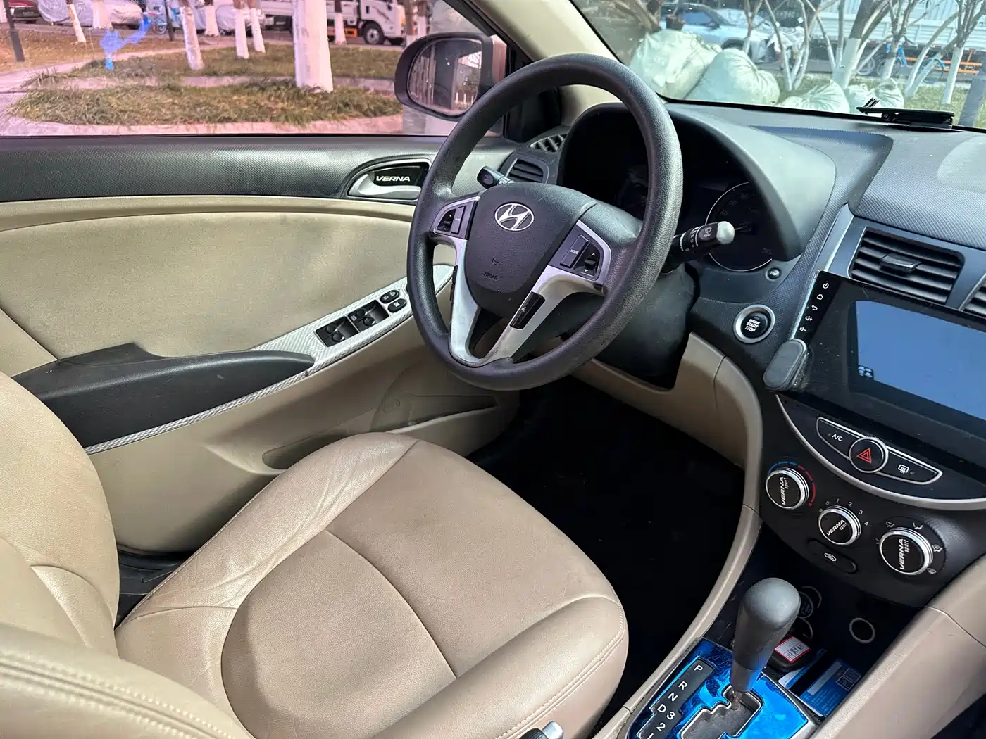 Hyundai Verna 2016 1.4L Automatic Leading GLX фото 17