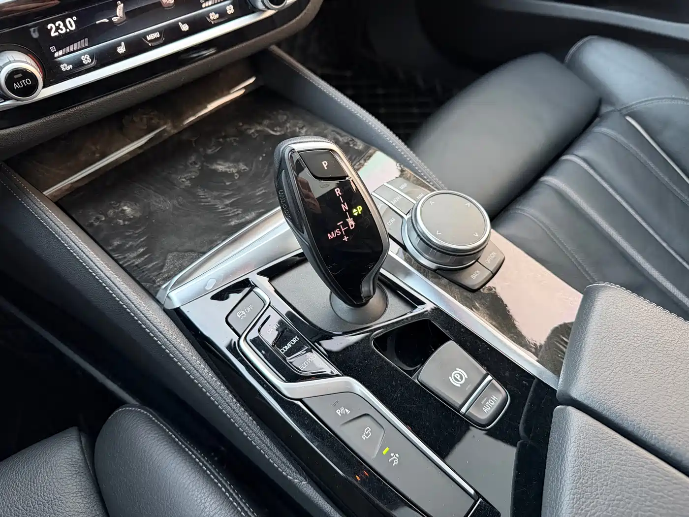BMW 6 Series GT 2019 630i M Sport Package фото 13