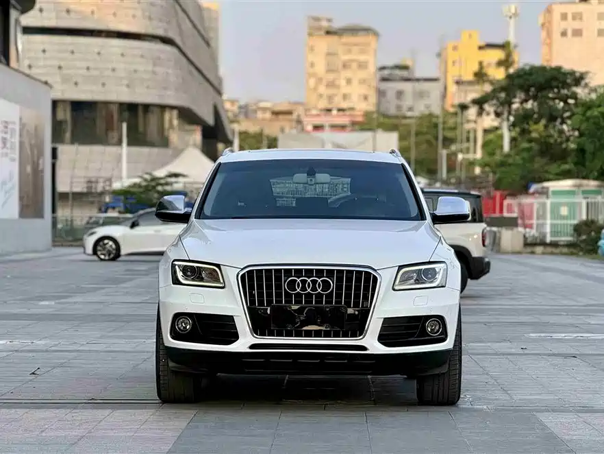 Audi Q5 2016 40 TFSI Technology Model фото 2