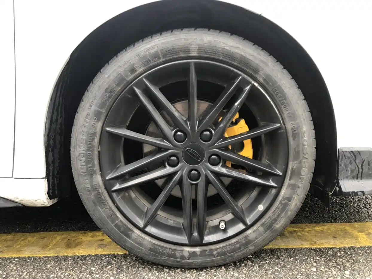 GEELY AUTOMOBILE BINRUI