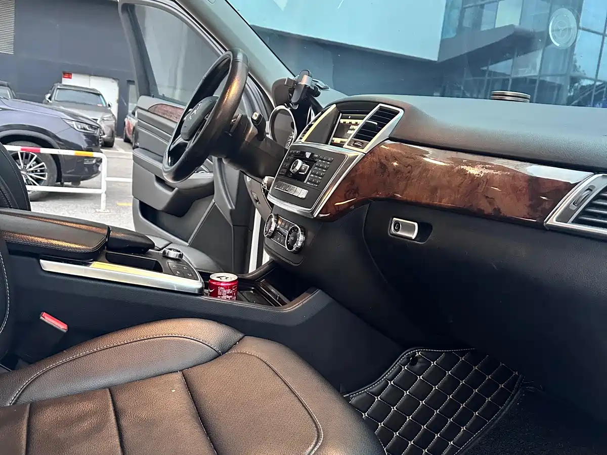 Mercedes-Benz M-Class 2014 ML 400 4MATIC Dynamic фото 5