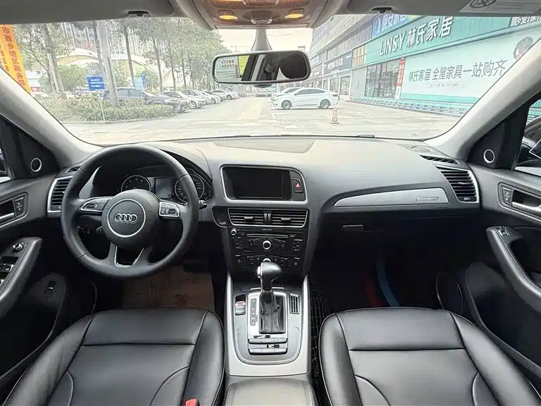 Audi Q5 2016 40 TFSI Technology Model фото 16