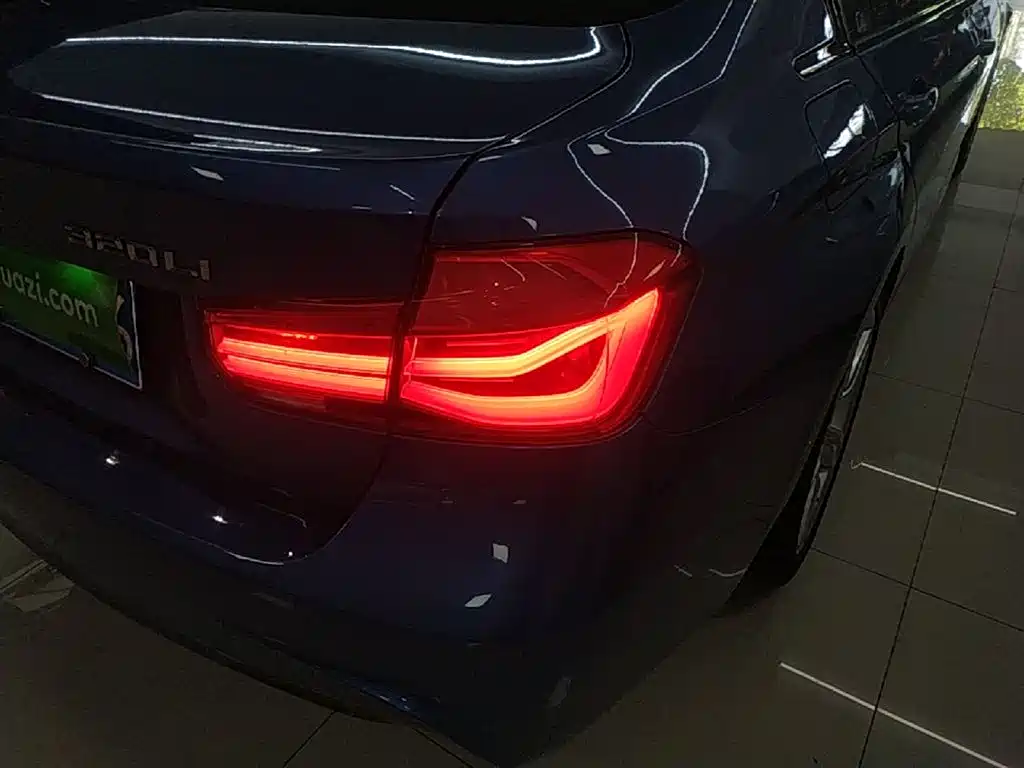 BMW 3 Series 2017 320Li M Sport фото 8