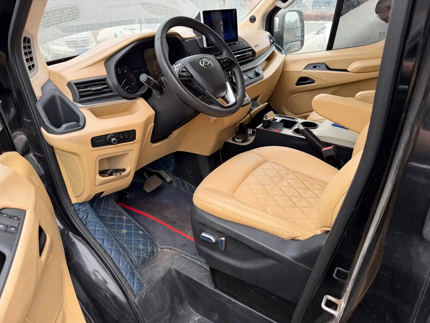 SAIC MAXUS XINTU V90