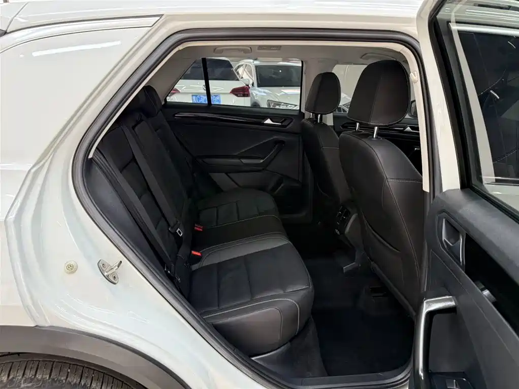 Volkswagen T-ROC 2022 280TSI DSG 2WD Comfort PLUS фото 22