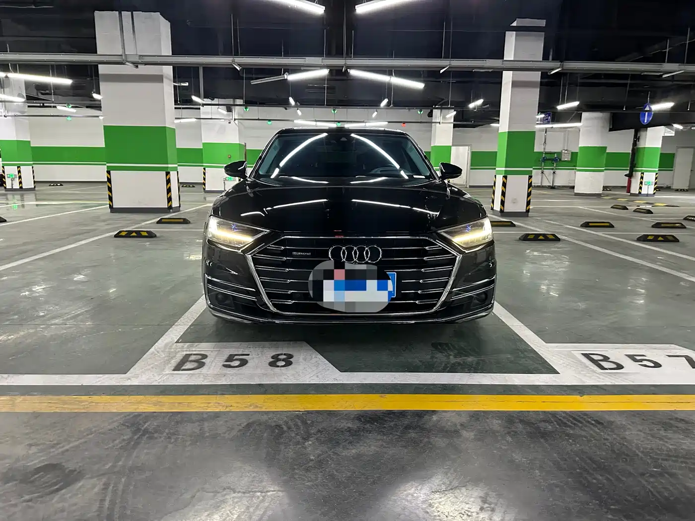Audi A8 2019 A8L 55 TFSI quattro Premium фото 2