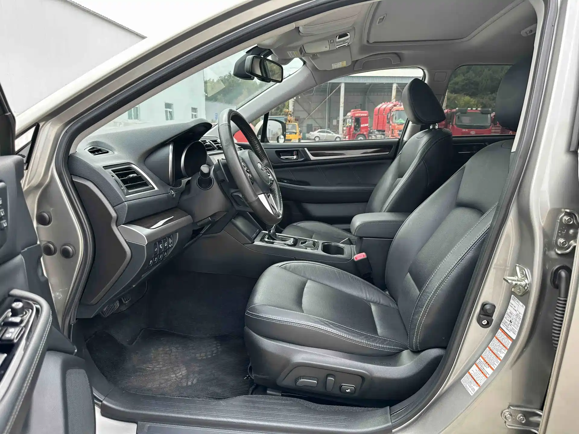 Фото 4 - Subaru Outback