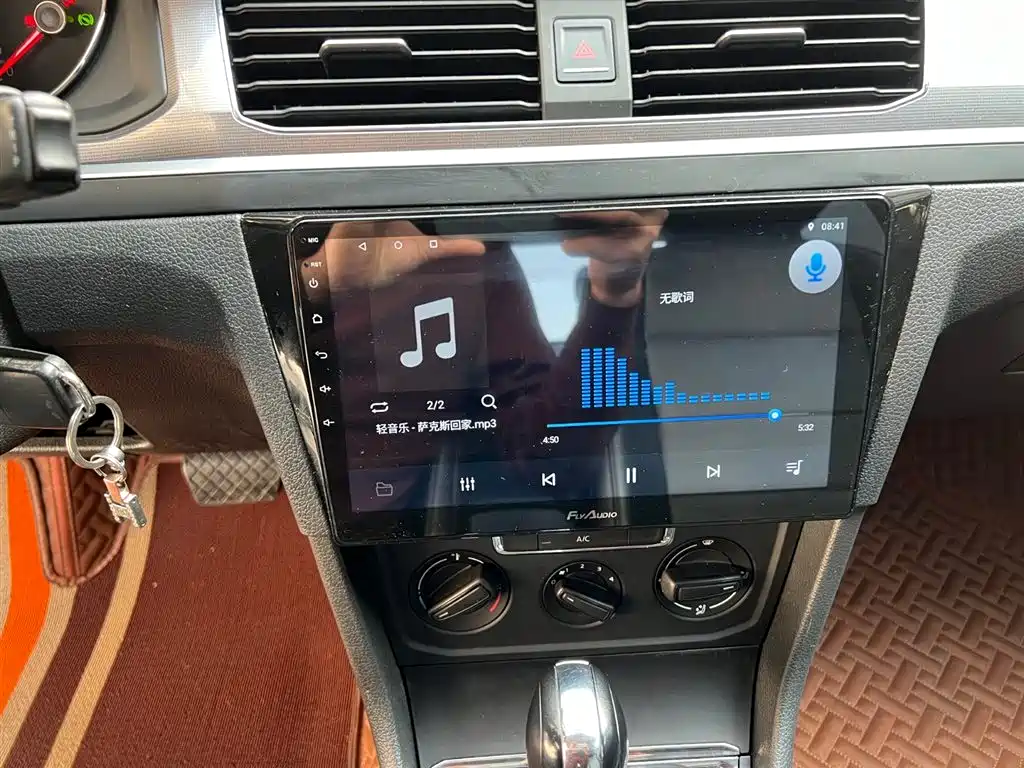 Volkswagen Bora 2017 1.6L Automatic Fashion Edition фото 12