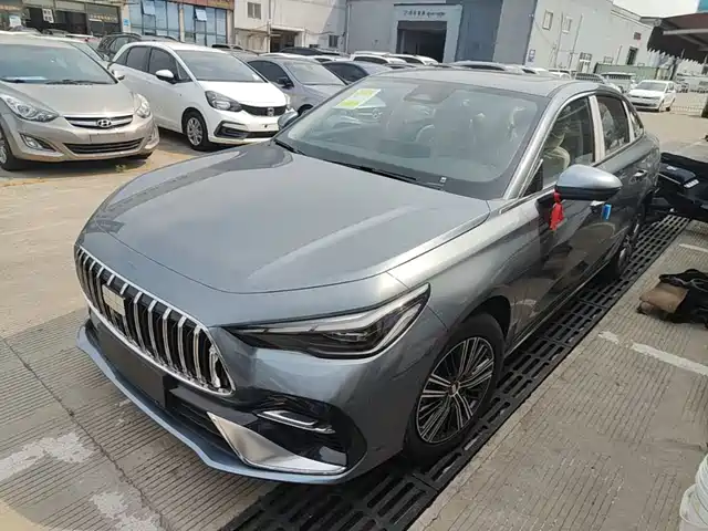  Geely Galaxy Galaxy Stellar 6 2025 Base Version