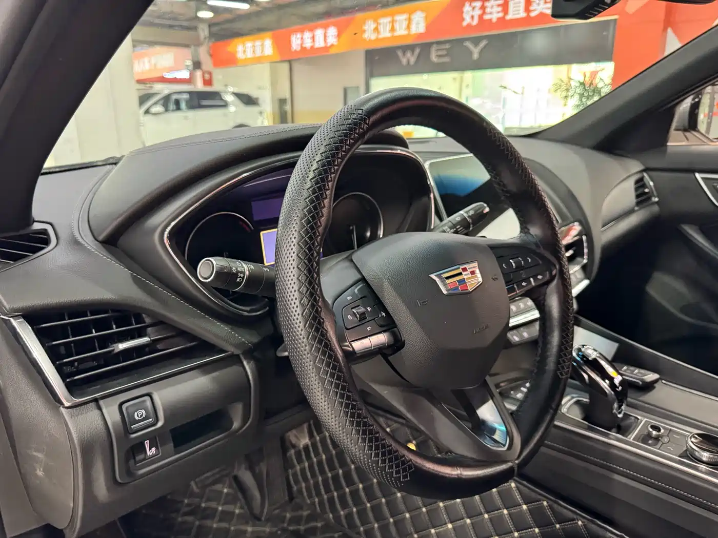 CADILLAC CT5