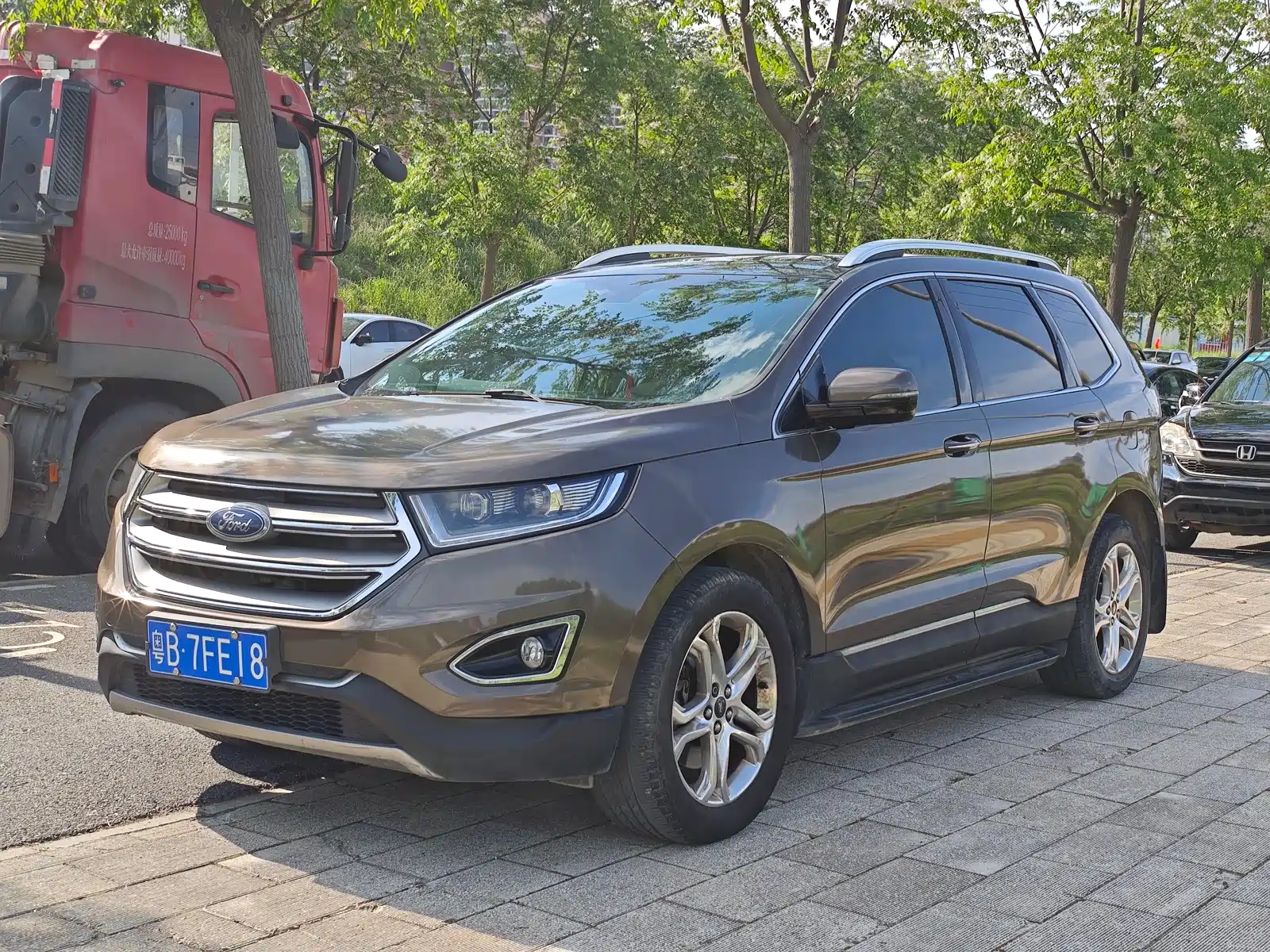 Photo 1 - Ford Edge