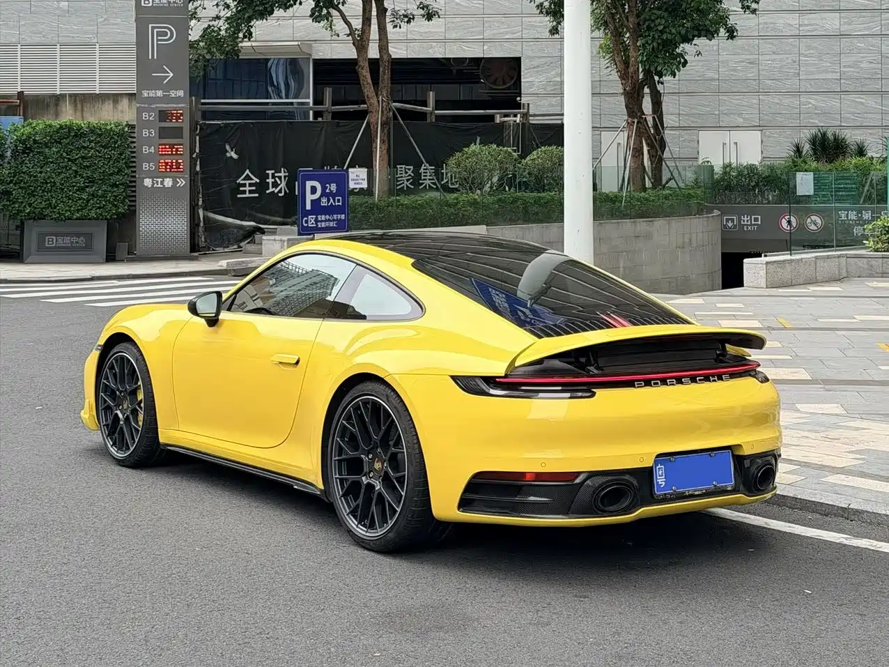 Porsche 911 2022 Carrera 3.0T фото 5