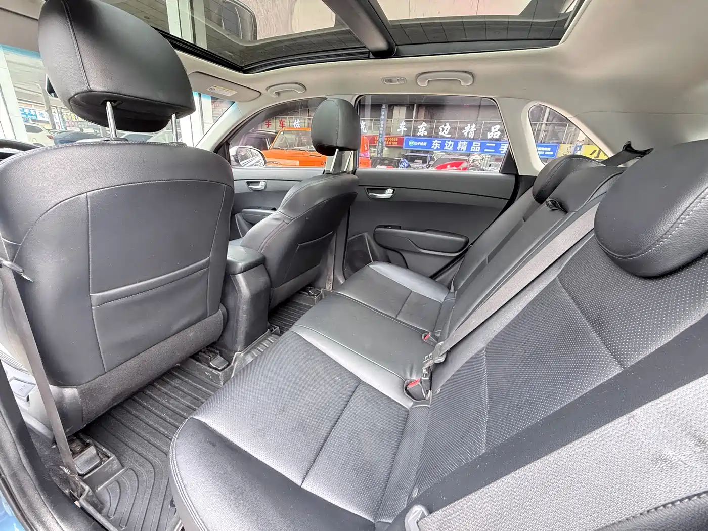 Kia KX3 Smart Run 2015 1.6L Automatic 2WD DLX фото 11