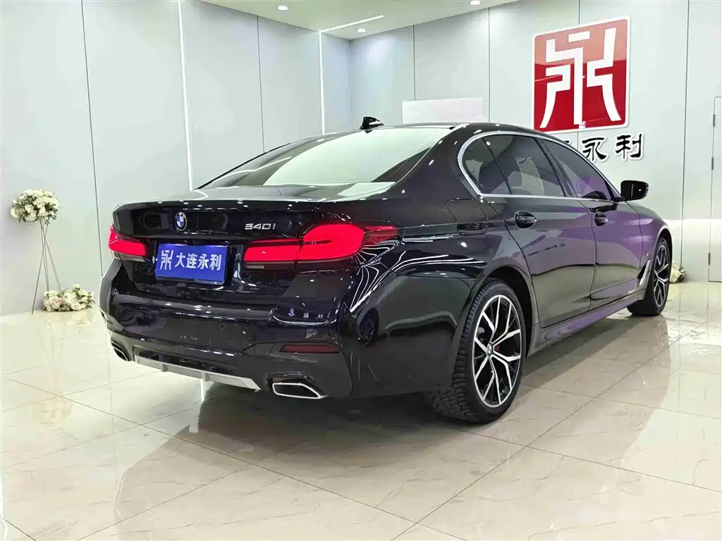 BMW 5 Series 2022 Facelift II 530Li Premium Package M Sport фото 4