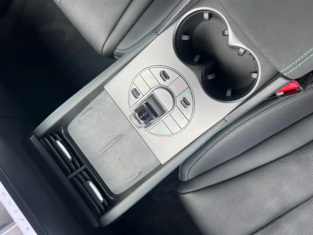 BYD SEAL 06 NEW ENERGY