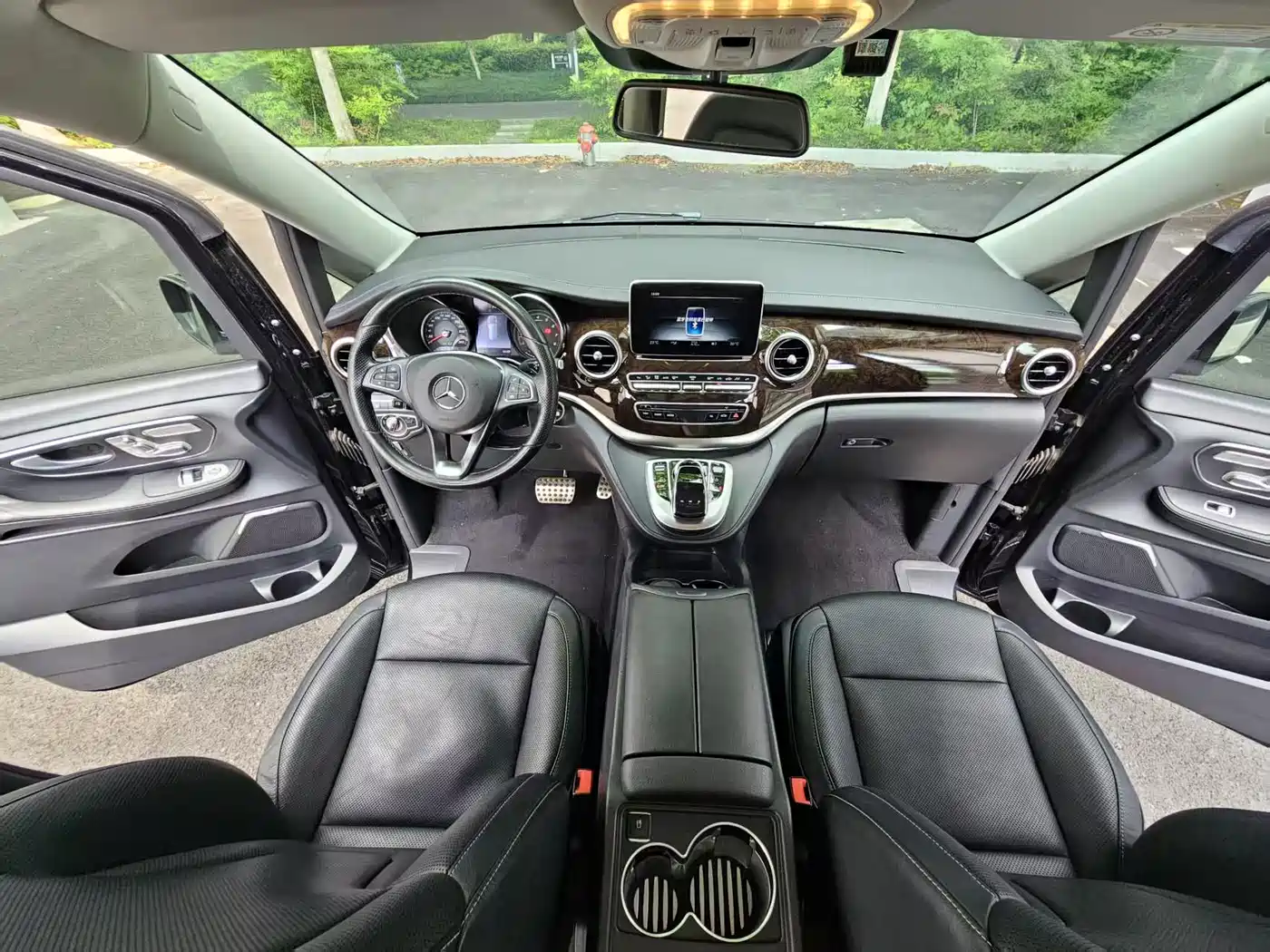 Mercedes-Benz V-Class 2018 V 260 Premium Edition China VI фото 14