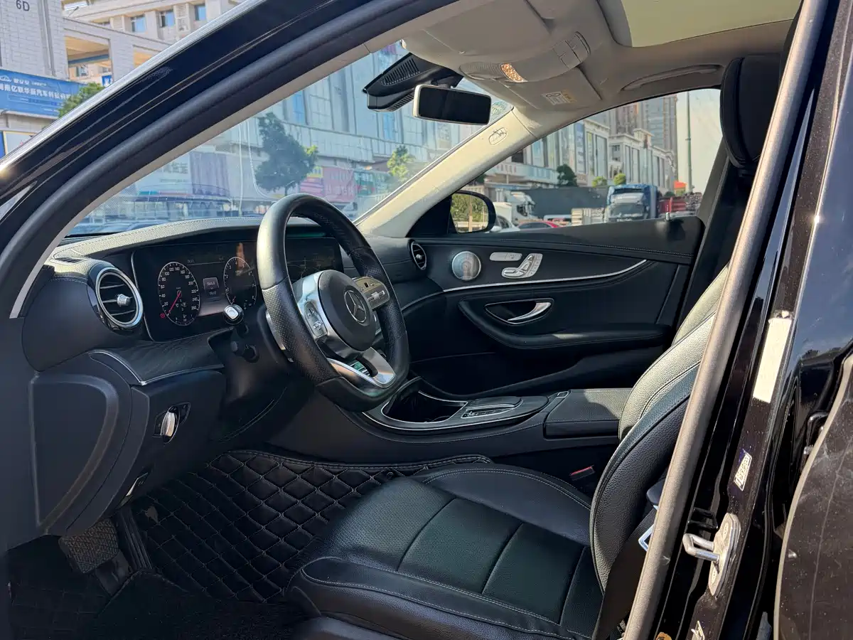 Mercedes-Benz E-Class 2019 Facelift E 300 L Sport Fashion фото 9