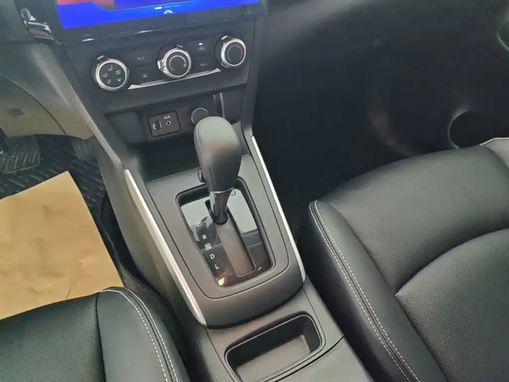 Nissan SYLPHY, миниатюра 10