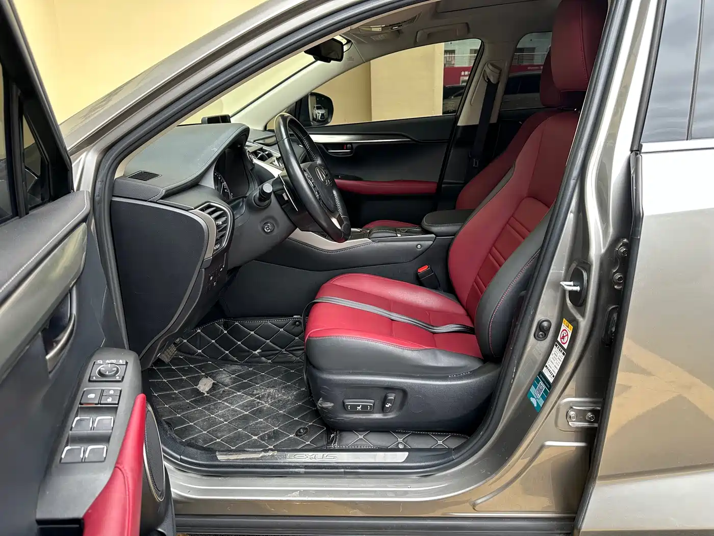 Lexus NX 2018 Model 200 AWD Fengshang Edition China V фото 12