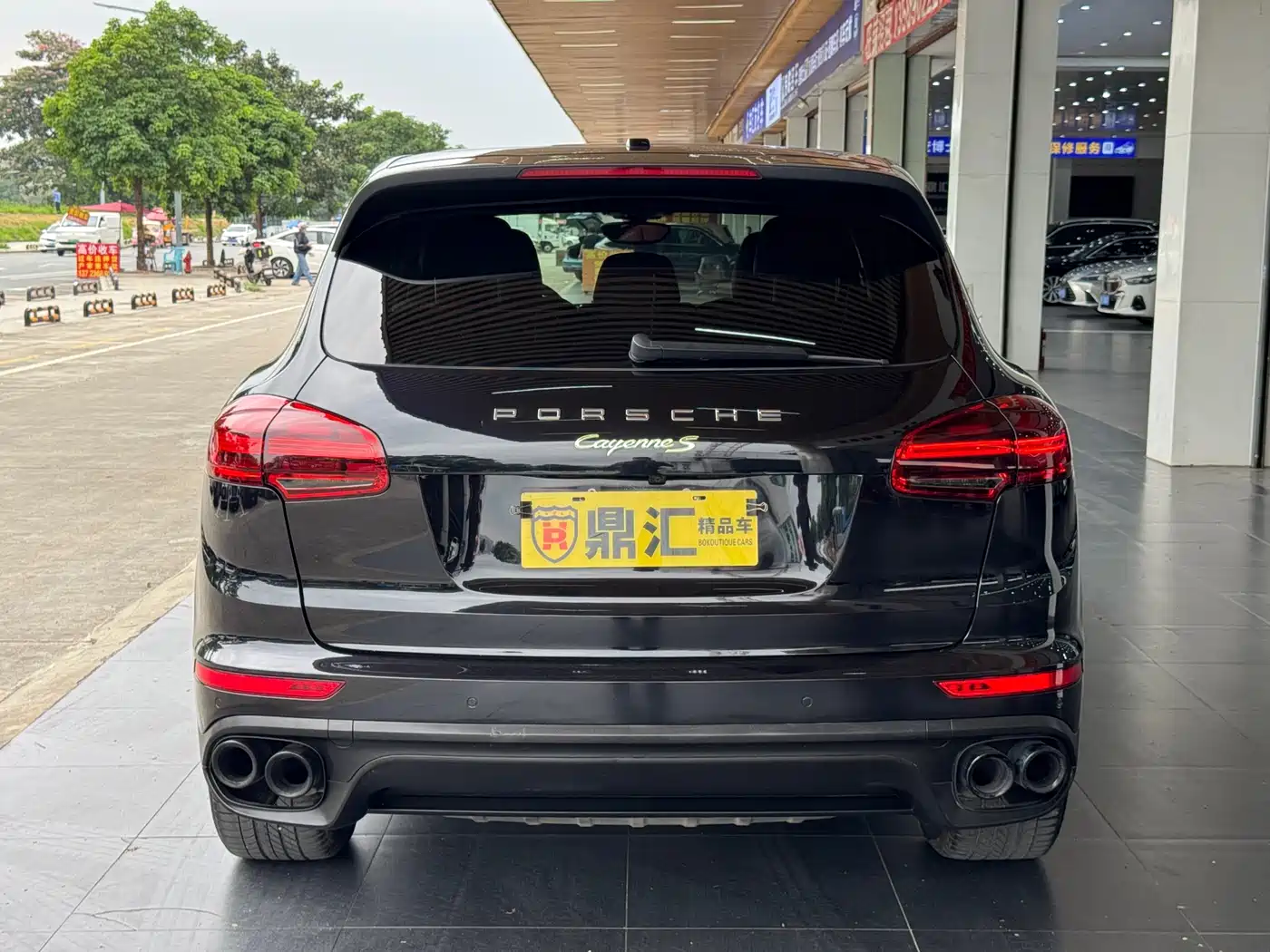Porsche Cayenne New Energy 2016 Cayenne S E-Hybrid 3.0T фото 3