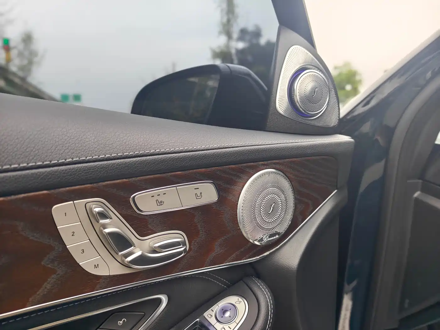 Mercedes-Benz GLC 2020 Facelift GLC 300 L 4MATIC Dynamic фото 7