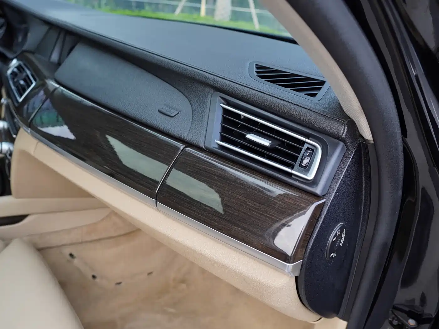 BMW 7 Series 2009 730Li Luxury фото 24