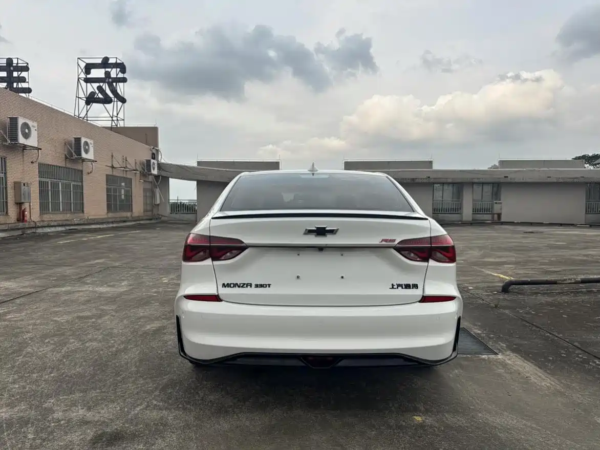 Chevrolet Monza 2019 RS 330T Auto Smooth Edition China VI фото 8