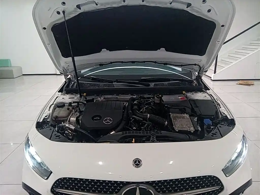 Mercedes-Benz A-Class 2023 A 200 L Fashion фото 20