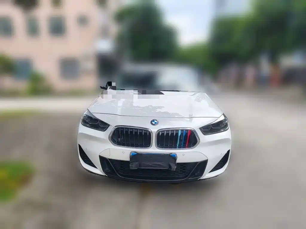 Фото 23 - BMW X2