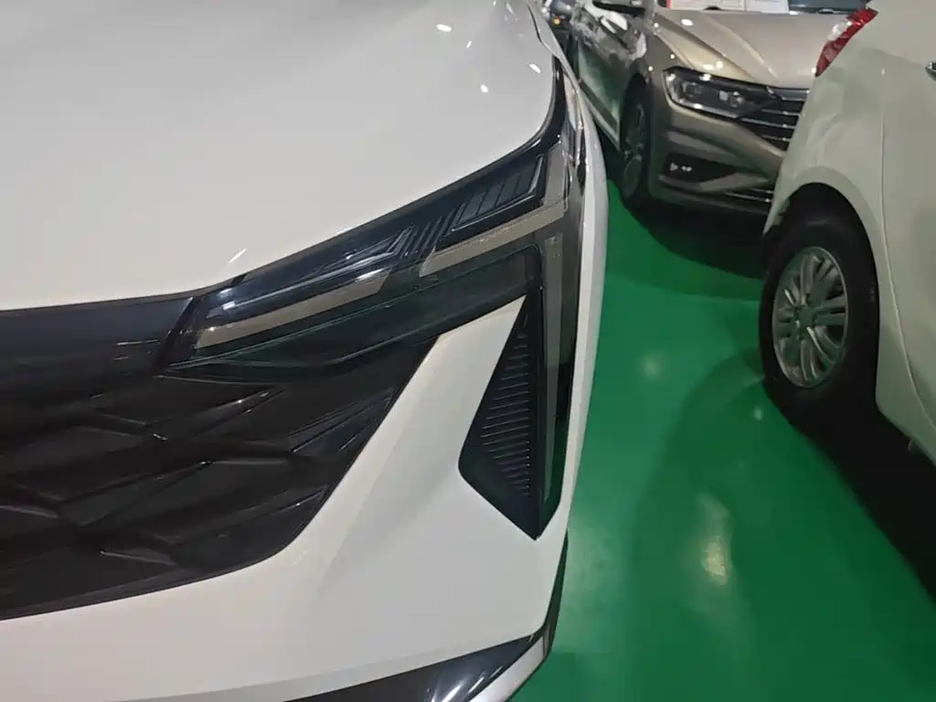 Geely Atlas 2026 2024 1.5TD Smart Connect+