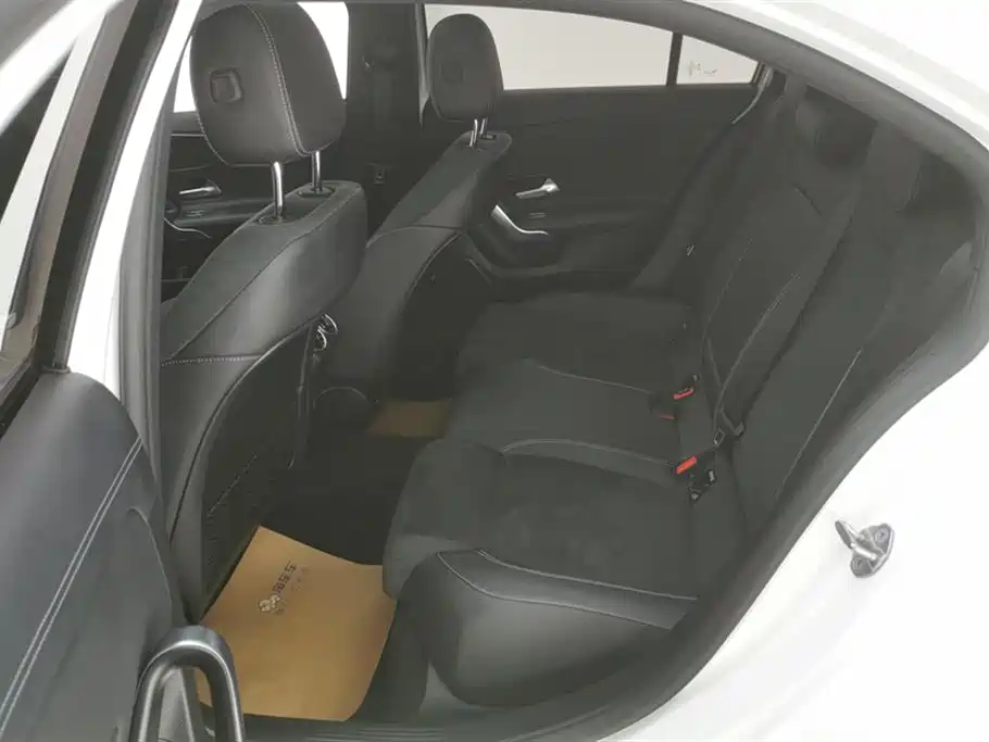 Mercedes-Benz A-Class 2022 Facelift II A 200 L Sport Sedan Fashion фото 11