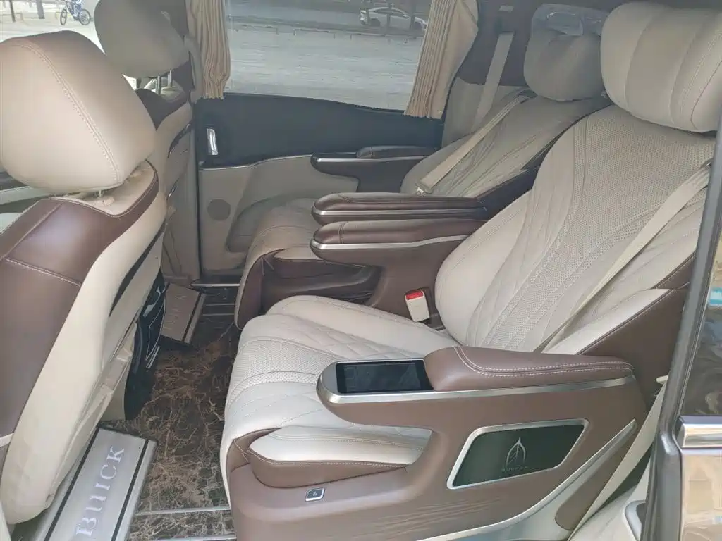 Buick GL8 2021 Land Business Class 652T Smart Luxury фото 2