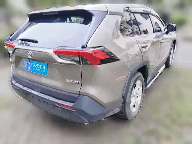 Toyota RAV4 Rongfang 2024 2.0L CVT FWD Urban Edition — фото 2