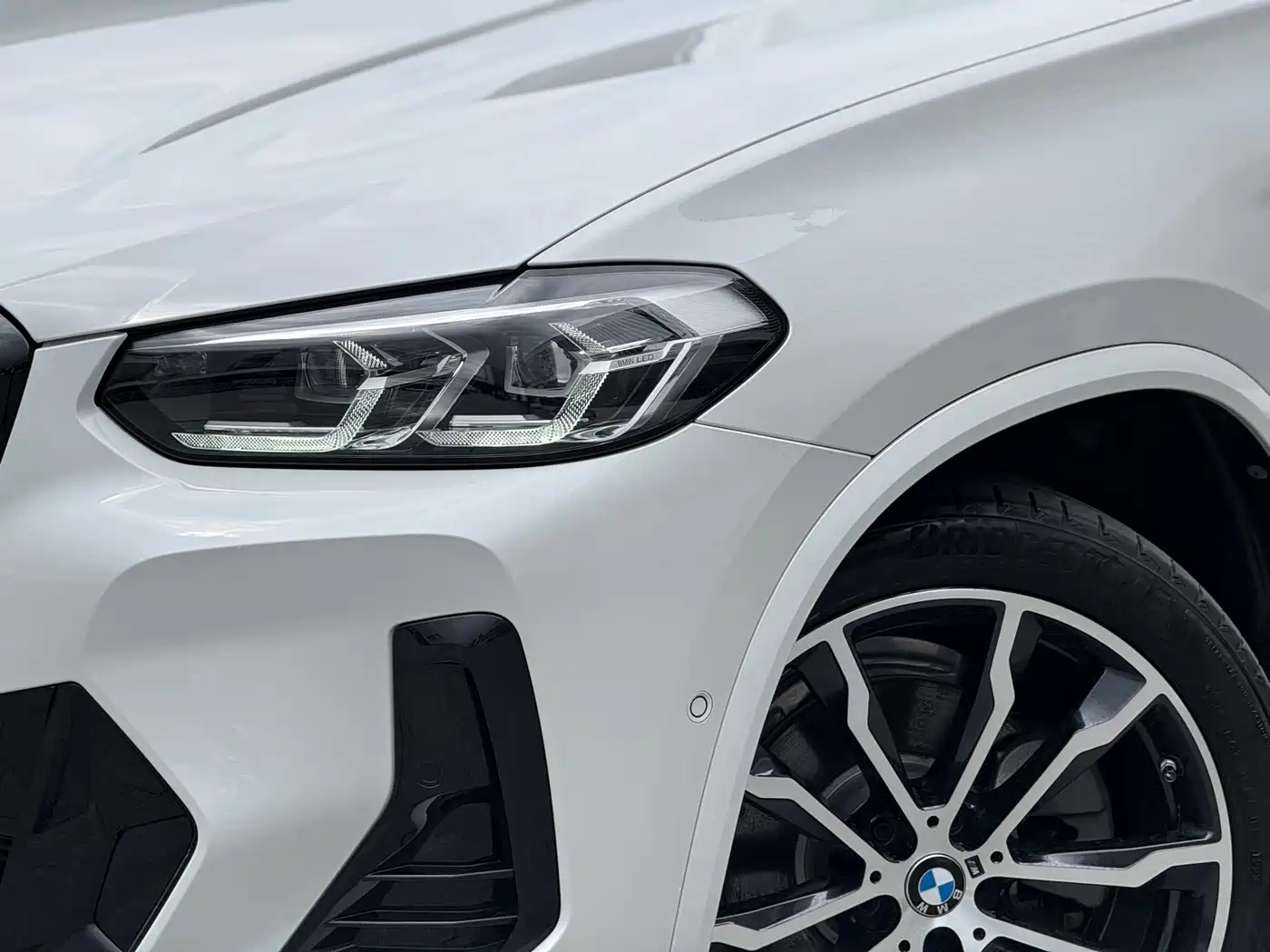 BMW X3 2023 Facelift xDrive30i Leading M Night Package фото 2