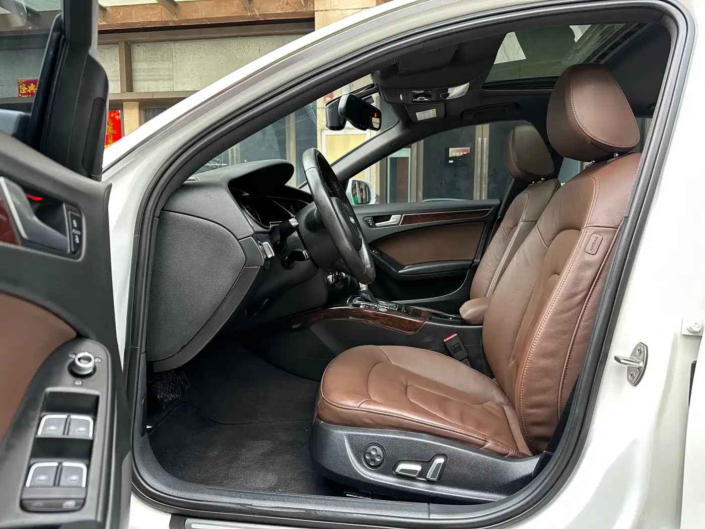 Audi A4L 2016 35 TFSI Collector's Edition S line Comfort фото 7