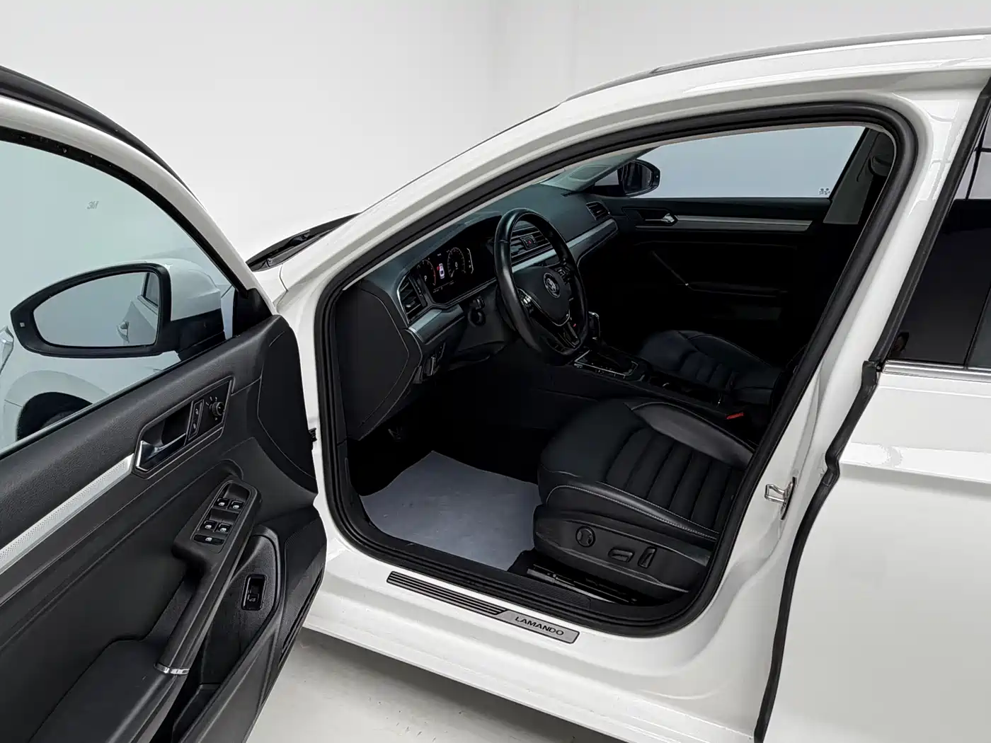Volkswagen Lamando 2021 280TSI DSG Comfort Edition фото 13