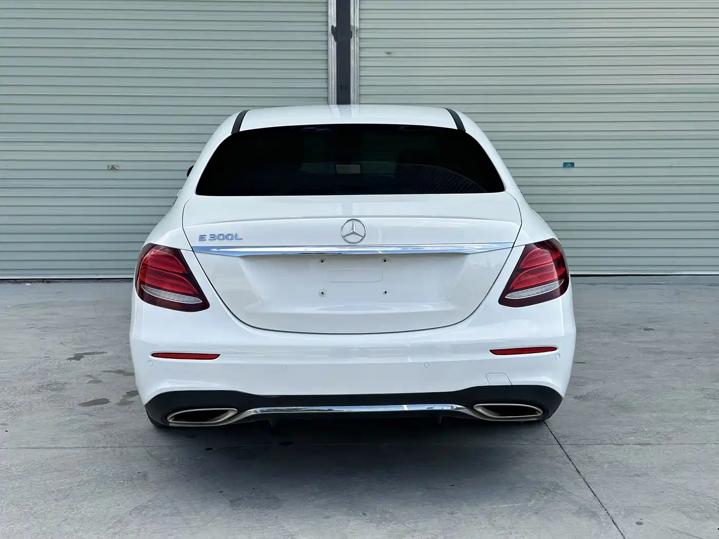 Mercedes-Benz E-Class 2017 E 300 L Sport Fashion фото 8