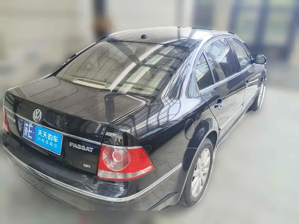 Volkswagen Passat Lingyu 2006 2005 1.8T Auto Luxury