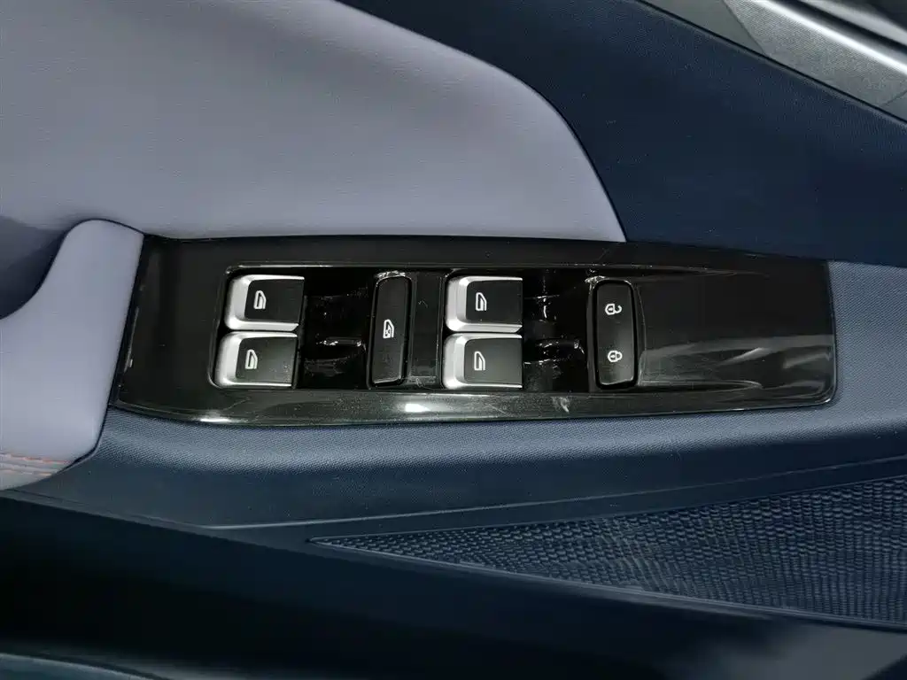 GEELY GEOMETRY E FIREFLY