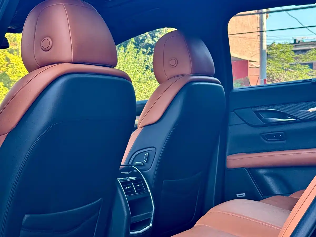 Фото 6 - Cadillac CT6