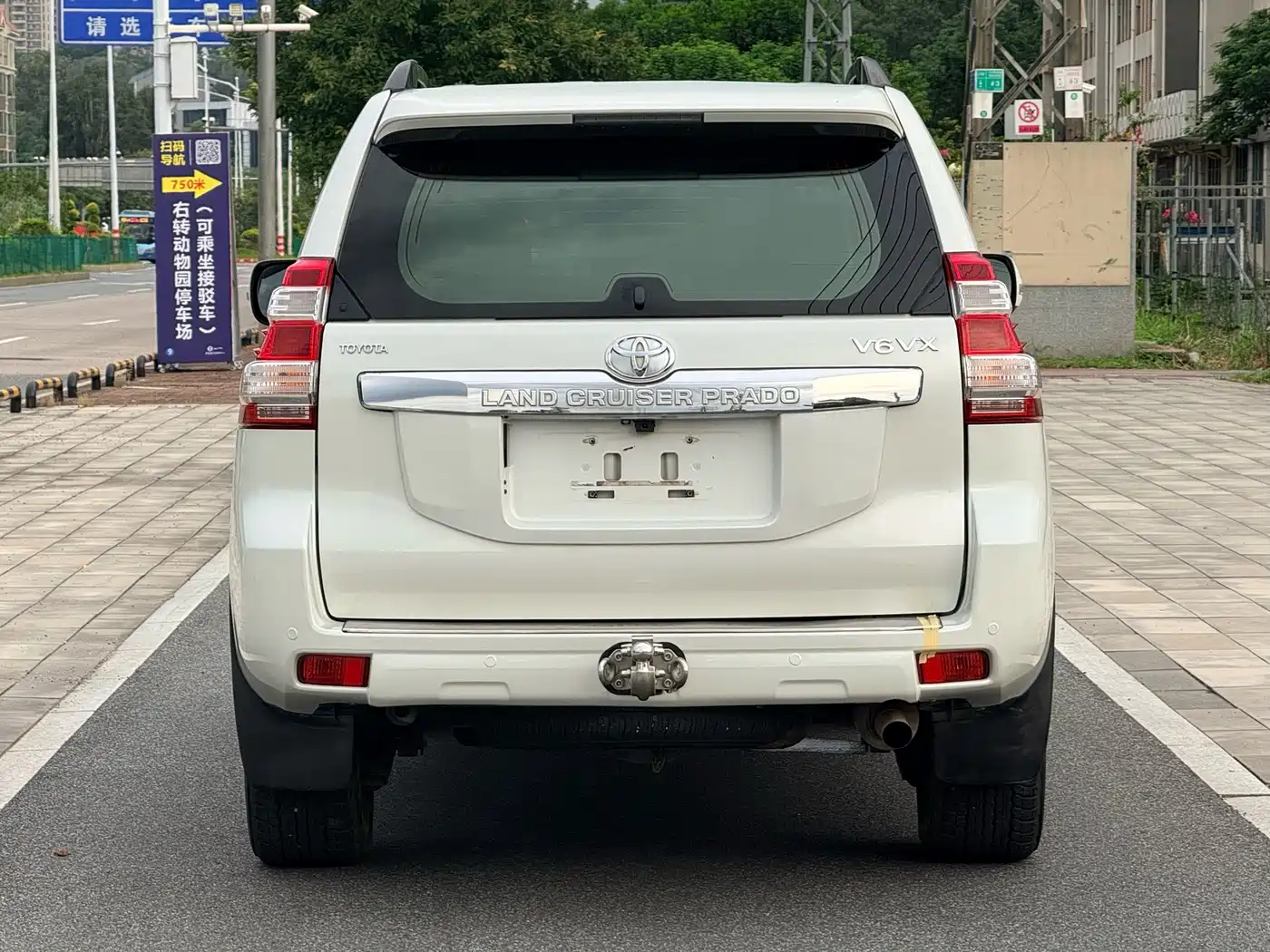 Фото 5 - Toyota Prado