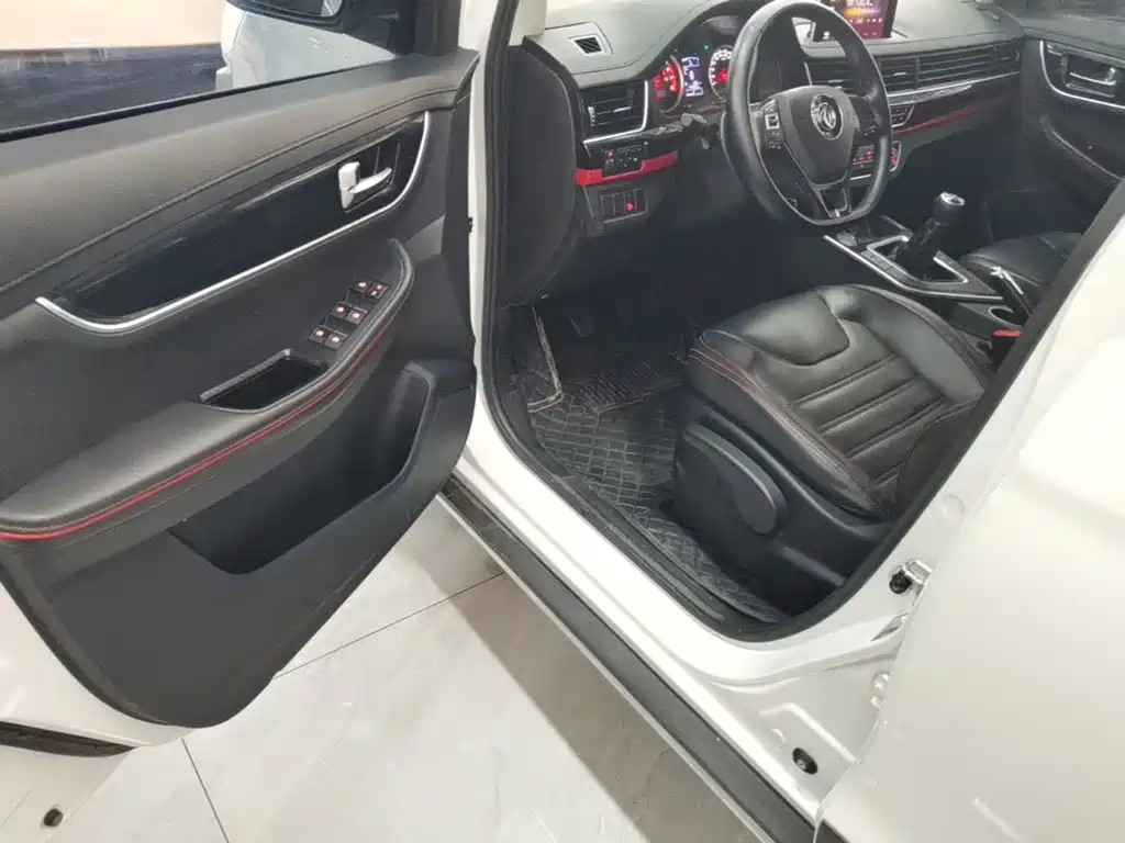 Dongfeng Fengxing Fengxing SX6 2020 2019 1.6L Manual Luxury China VI