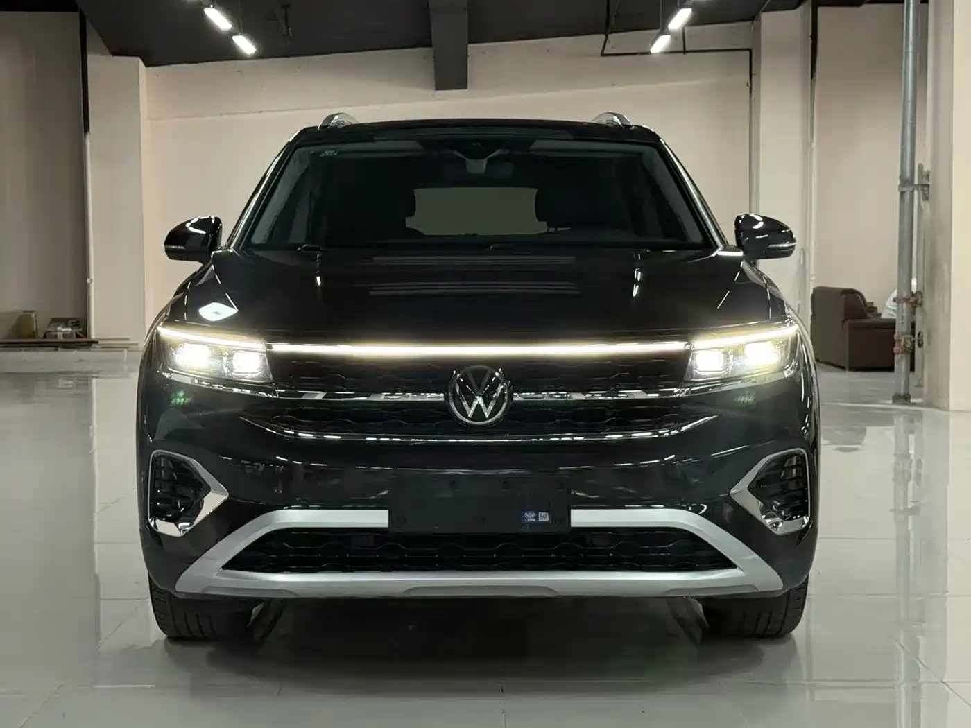 Volkswagen Talagon 2022 380TSI 4WD Luxury Premium Pro Edition 6-seater фото 2