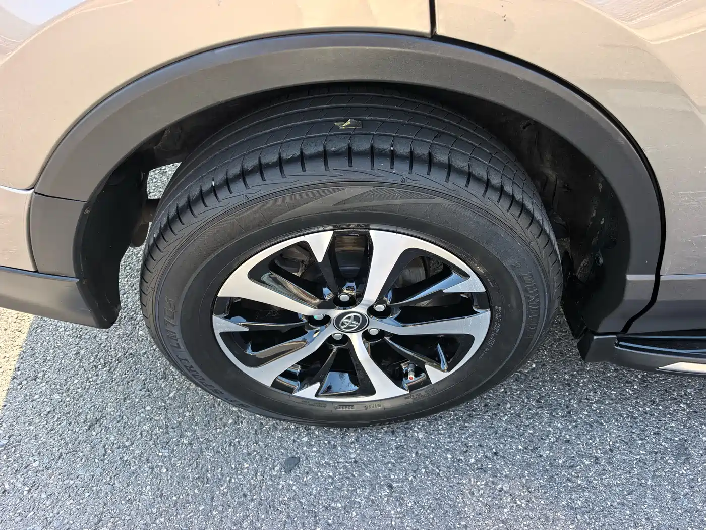 Toyota RAV4 Rongfang 2016 2.0L CVT 2WD Trend (China V) фото 18