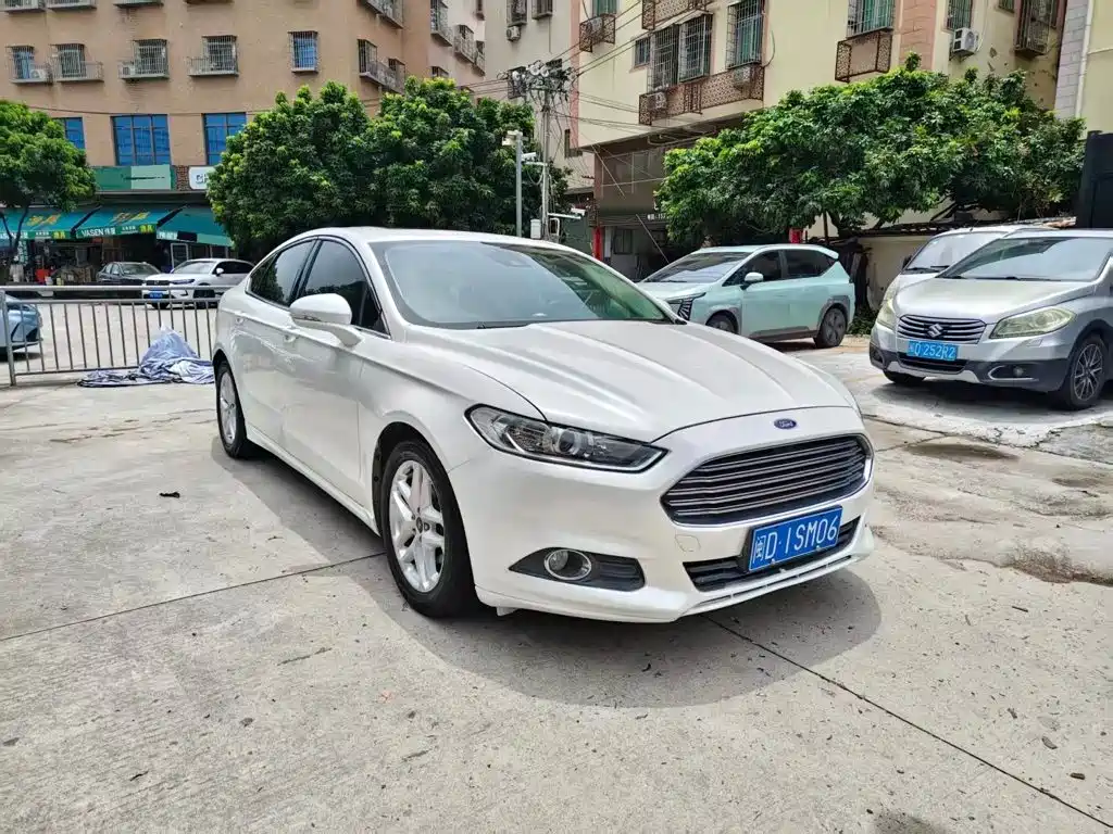 Фото 3 - Ford Mondeo