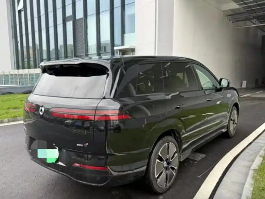 2026 Denza N8L