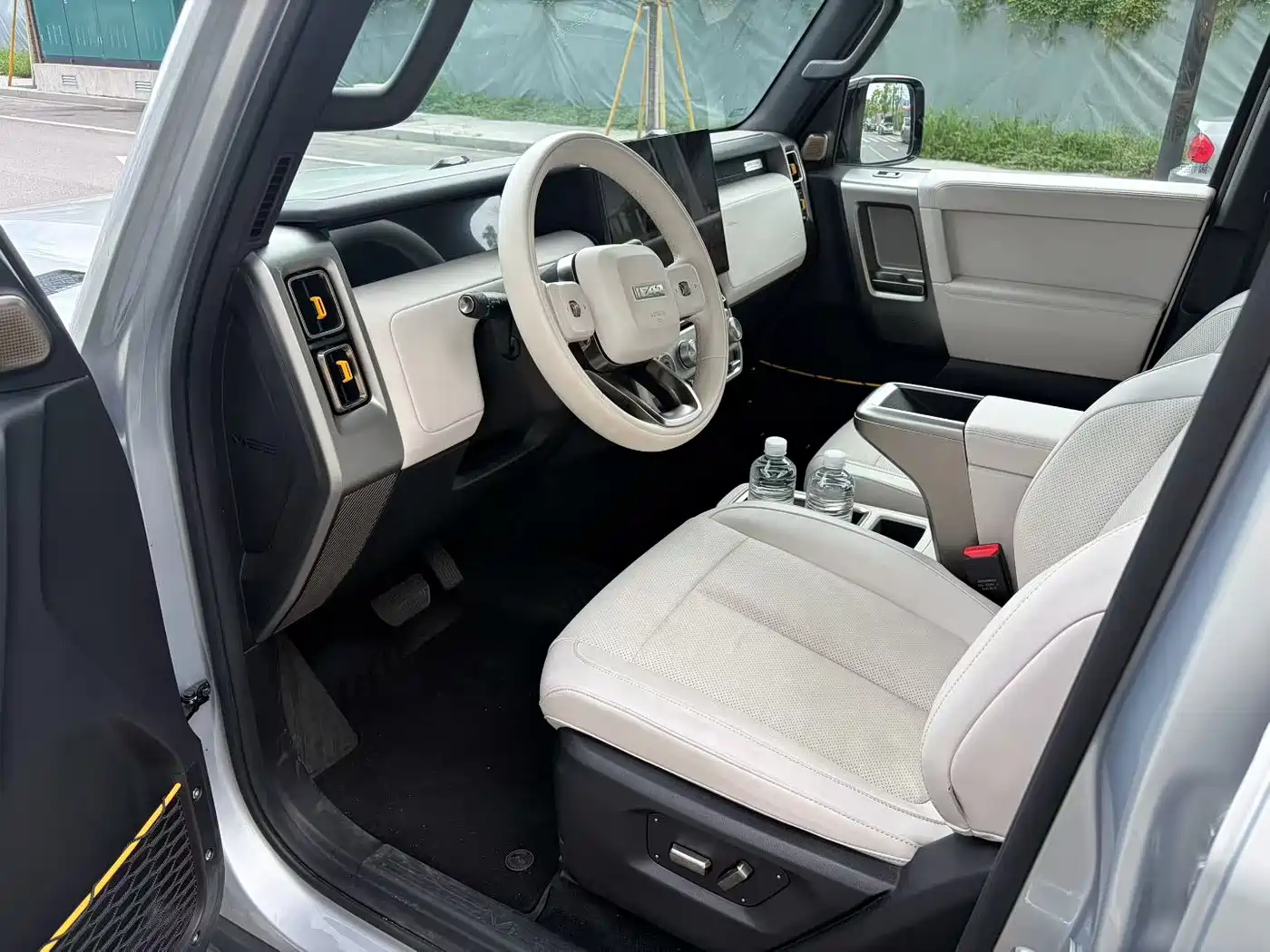 iCAR V23 2025 2025 FWD Premium Model