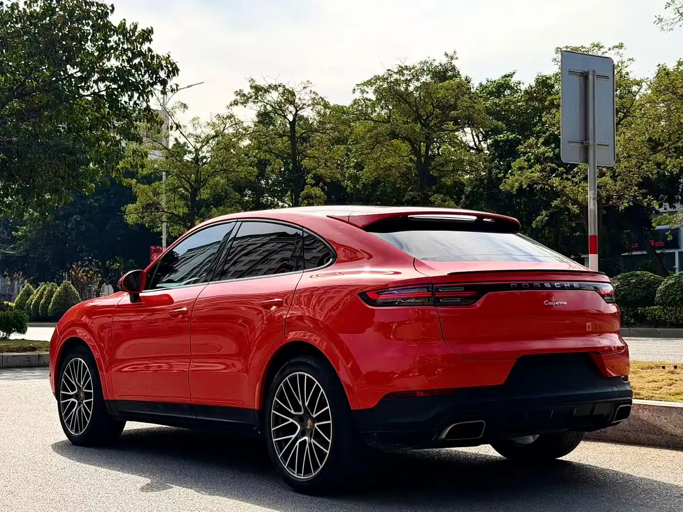 Porsche Cayenne 2019 Cayenne Coupé 3.0T фото 9
