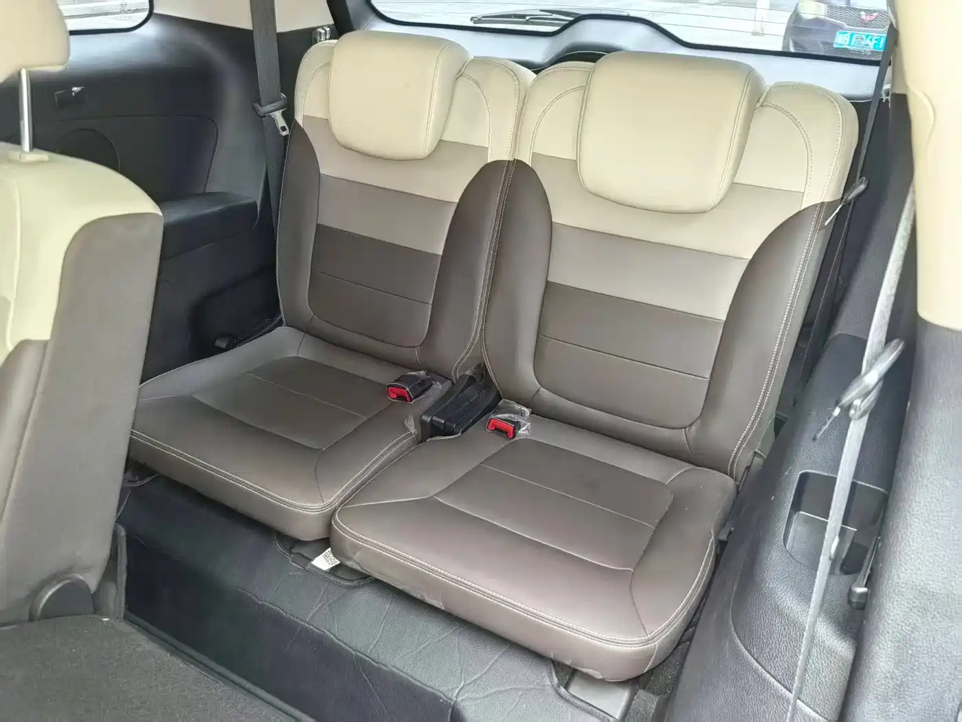 BYD Song MAX New Energy 2022 DM-i 105KM Flagship Model фото 8